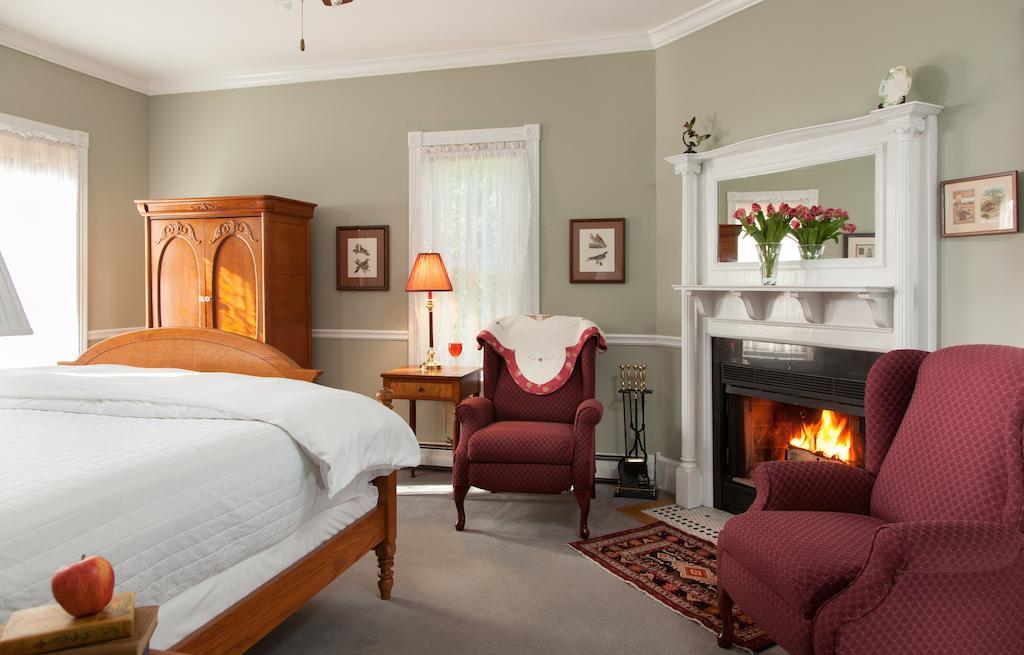 The Maple Leaf Inn Barnard Eksteriør billede